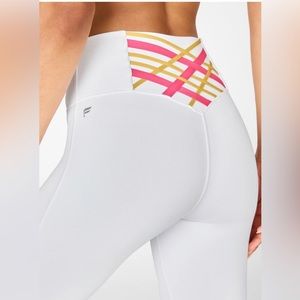 NWT Fabletics Powerhold Fabric strappy white leggings Size Large